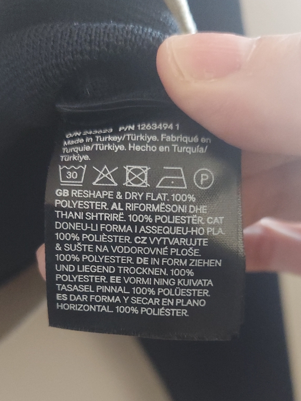 H&M Black and Cream Fine Knit Long Sleeve Crop Sweater With Gold Buttons New L - Picture 8 of 10